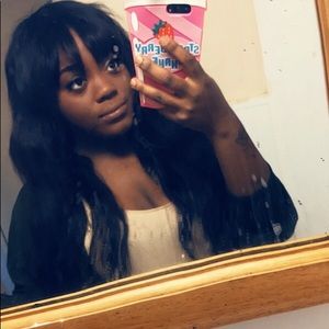 Meet your Posher, Denaisa